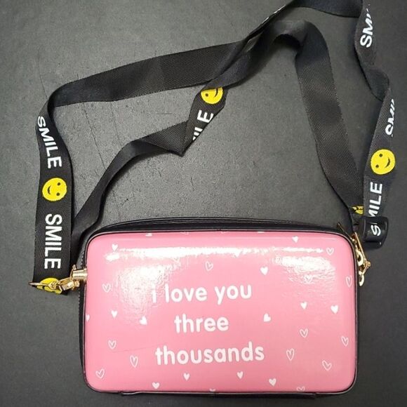 **Sale** Pink camera crossbody bag - Picture 2 of 8